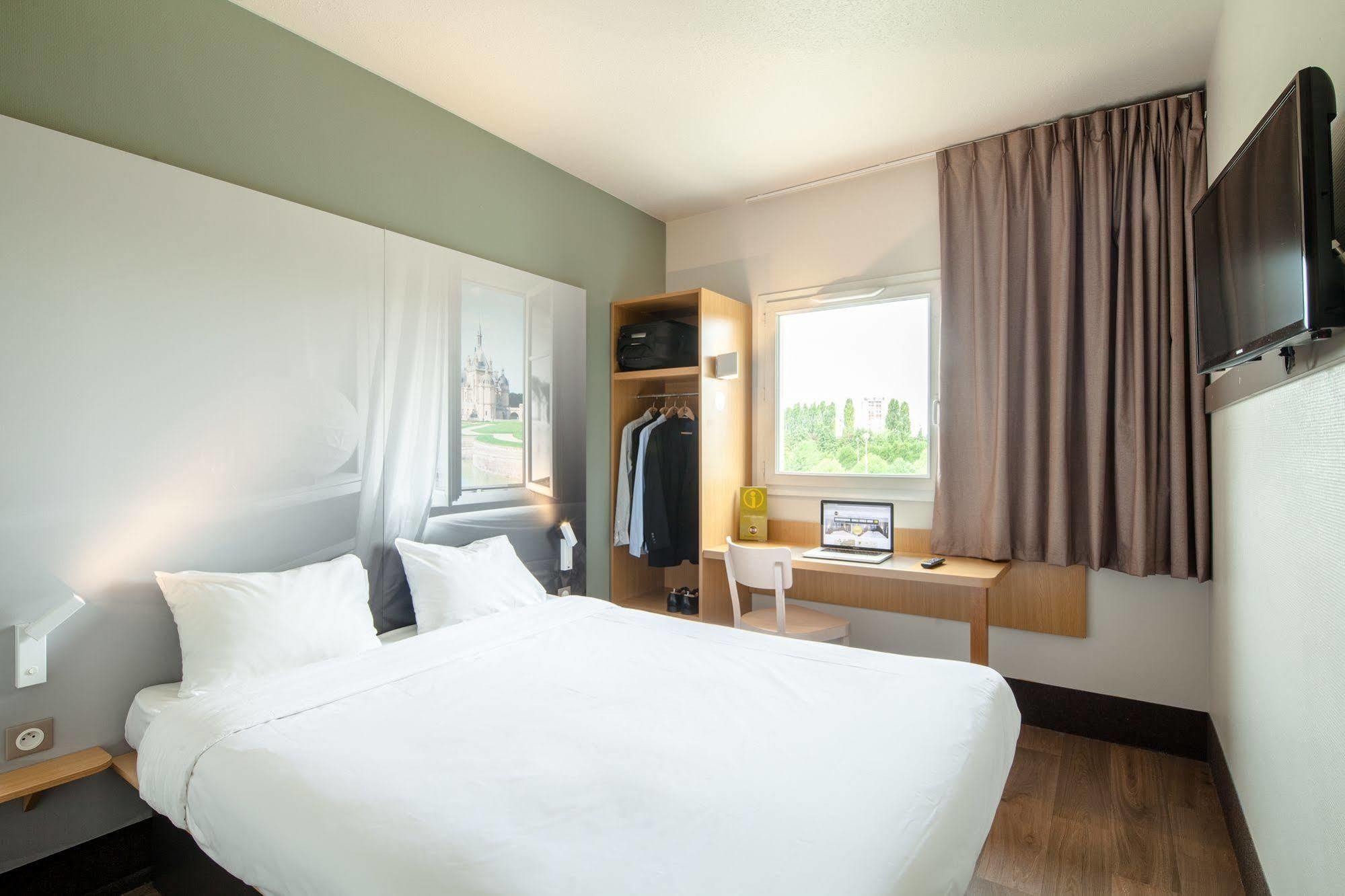 B&B Hotel Нуази-ле-Гран Екстериор снимка